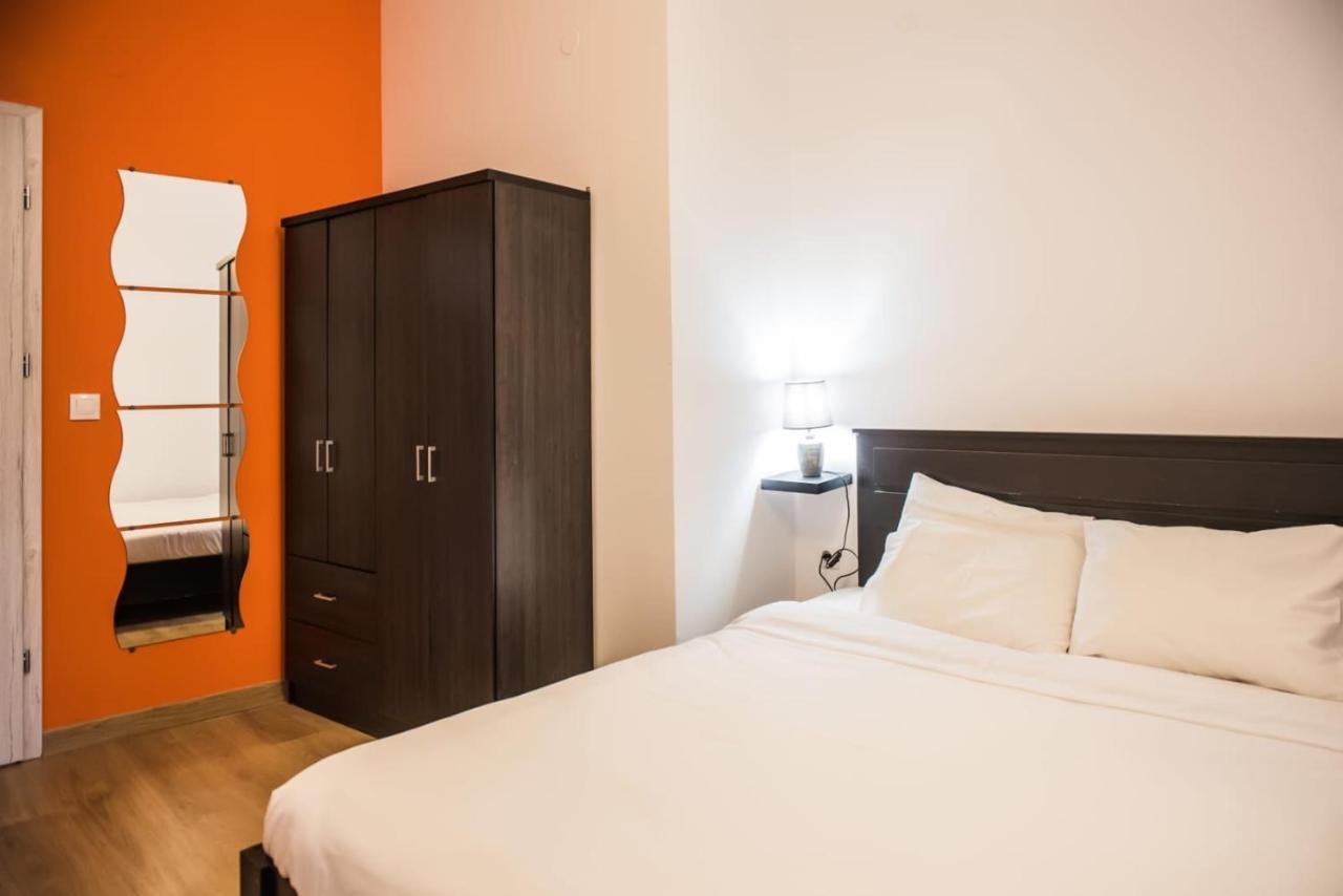 Orange Geranium Apartment เทสซาโลนิกิ ภายนอก รูปภาพ