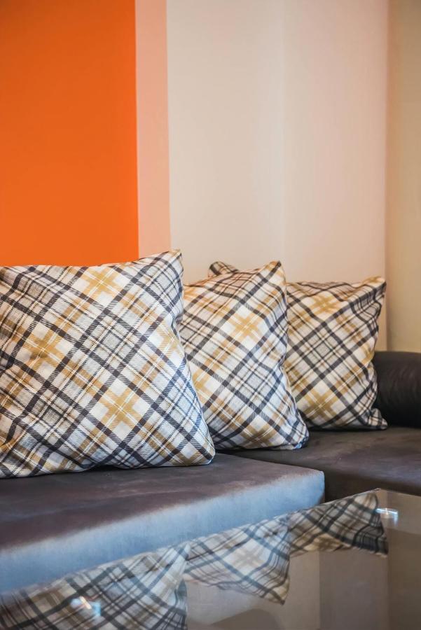 Orange Geranium Apartment เทสซาโลนิกิ ภายนอก รูปภาพ