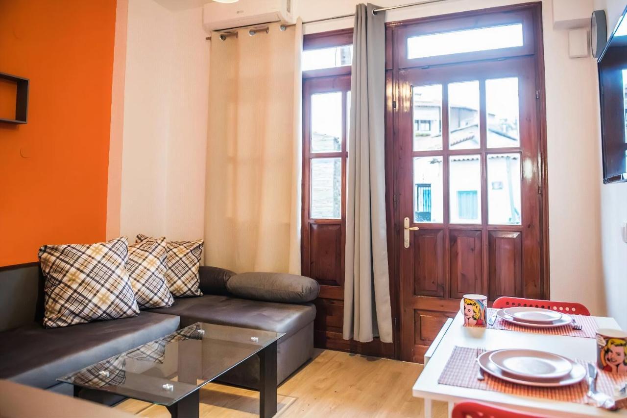 Orange Geranium Apartment เทสซาโลนิกิ ภายนอก รูปภาพ